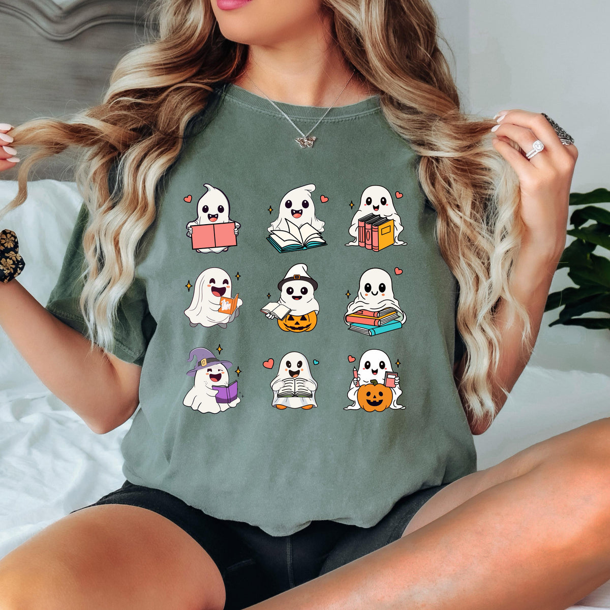 Ghost Reading Shirt, Book Lover Halloween Shirt, Cute Ghost Book Tee, Spooky Reader Shirt, Reading Ghosts Tee, Bookish Fall Shirt